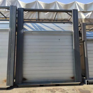 Blast resistance rolling door