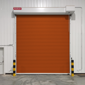 Windproof rolling door